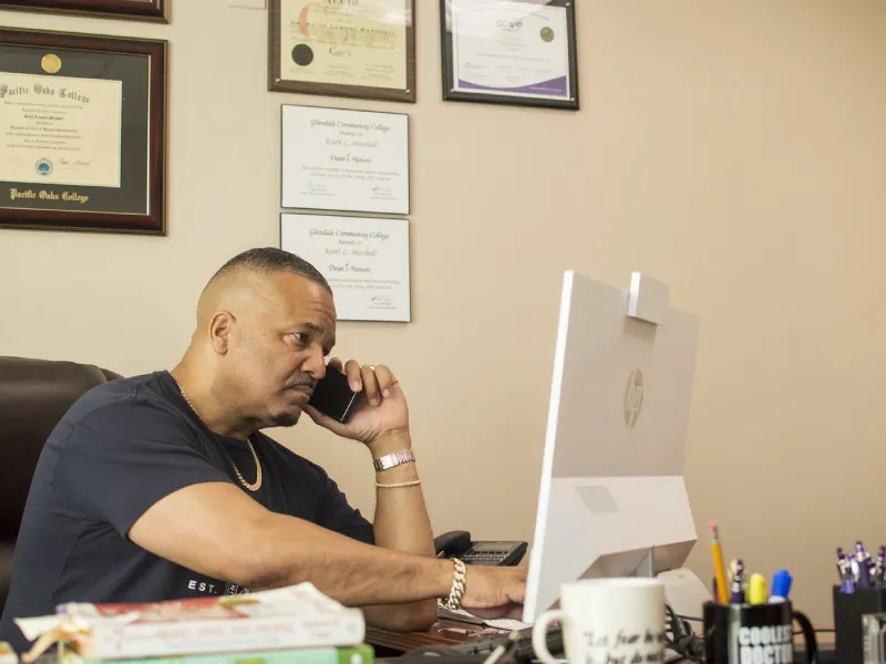 Dr. Keith L Marshall